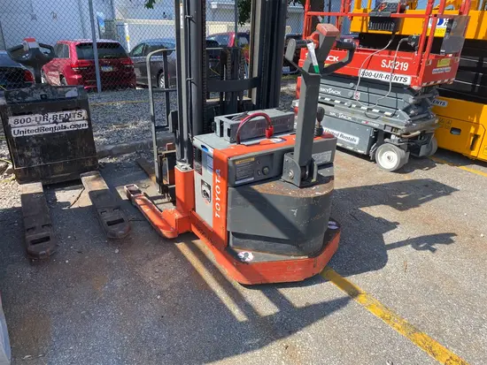 2018 Toyota 6BWR15 Warehouse Forklift
