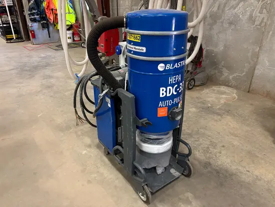 2021 Blastrac BDC-33 Vacuum