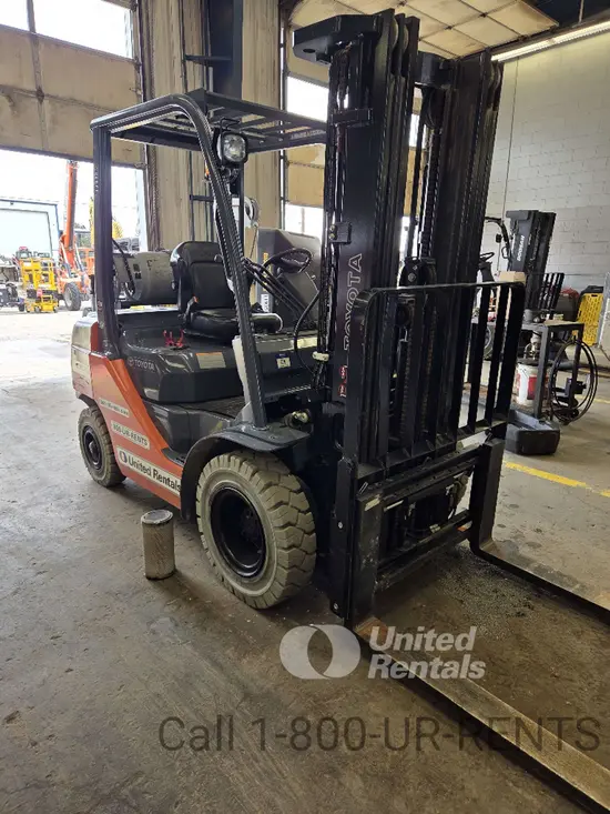 2019 Toyota 8FGU25 Warehouse Forklift