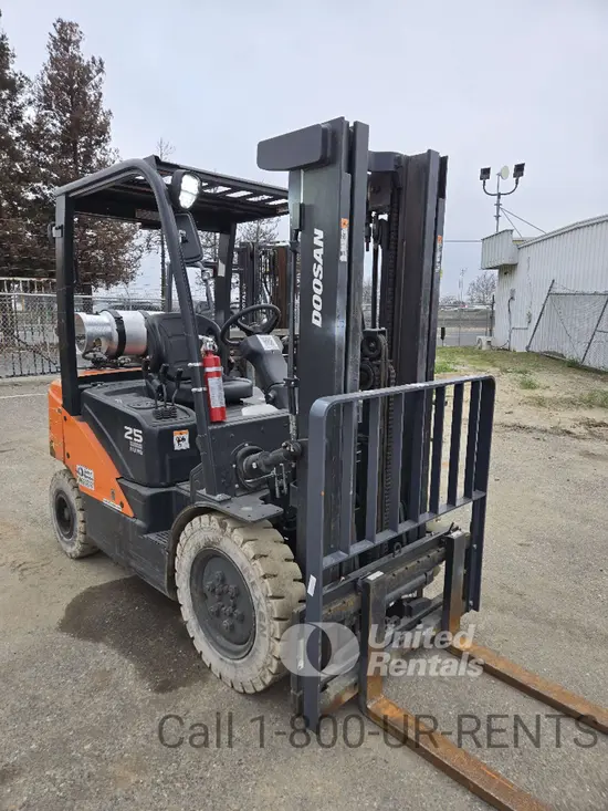 2022 Doosan G25P-7DF Warehouse Forklift