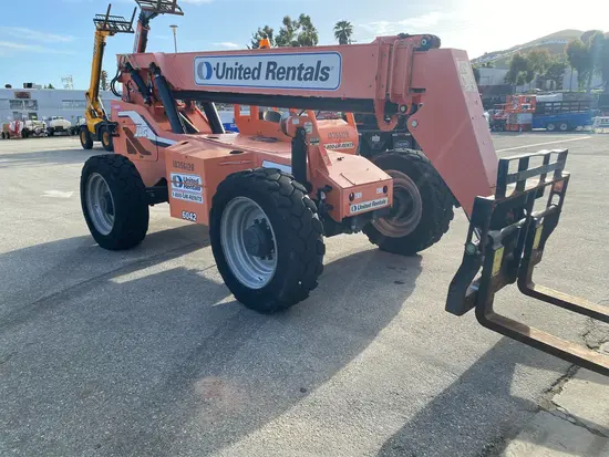 2015 SKYTRAK 6042 Forklift