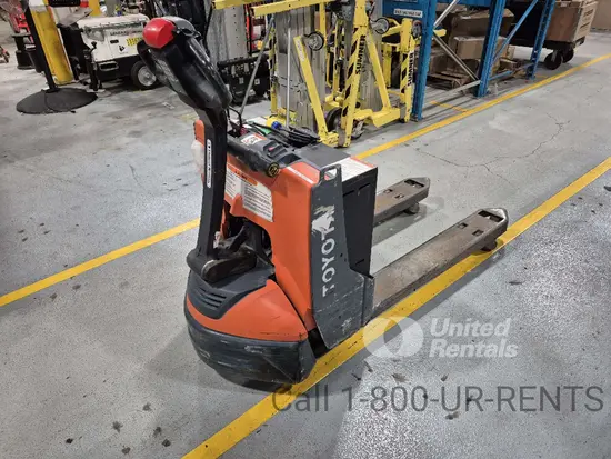 2023 Toyota 8HBW23 Jack