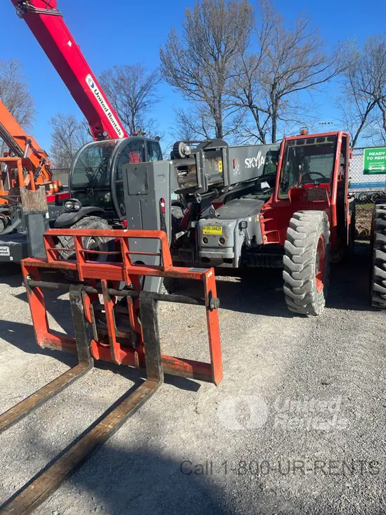 2018 Skyjack SJ643TH Forklift