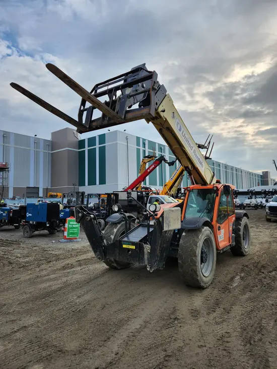 2019 JLG 1255 Forklift