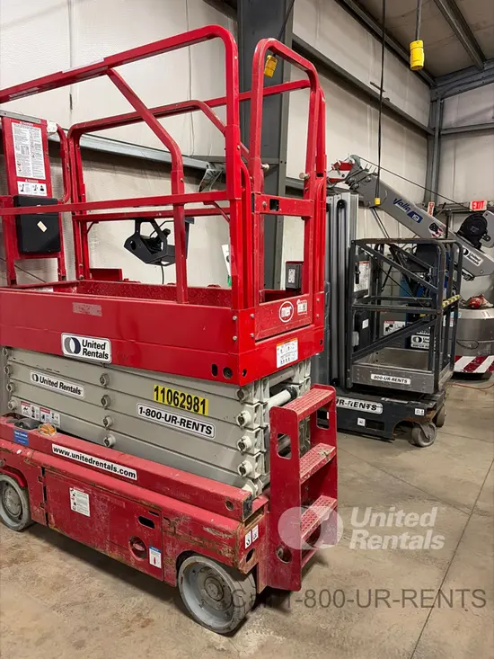 2020 MEC MICRO 26 Scissor Lift