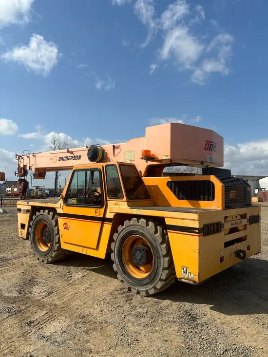 2020 Broderson IC-200-3J