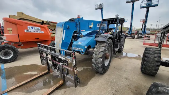 2016 Genie GTH-844 Forklift