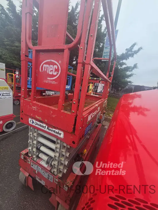 2019 MEC MICRO 26 Scissor Lift