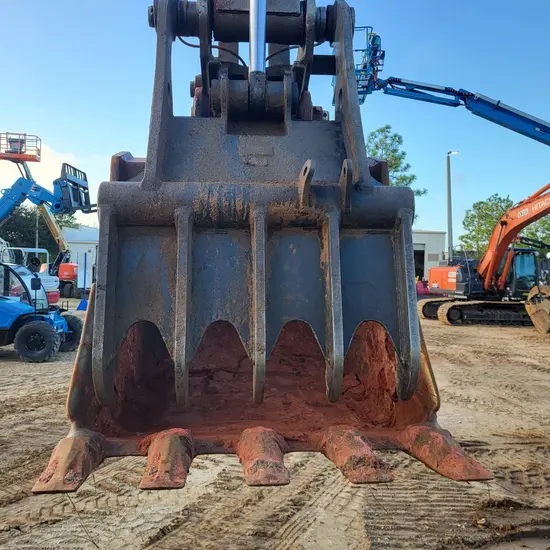 2019 John Deere 300G LC Excavator