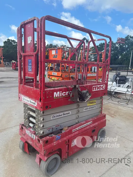 2020 MEC MICRO 26 Scissor Lift