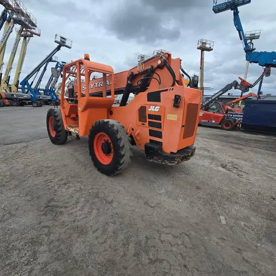 2017 SKYTRAK 6036 Forklift
