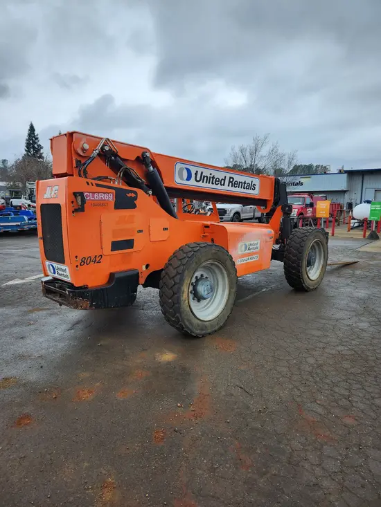 2016 SKYTRAK 8042 Forklift