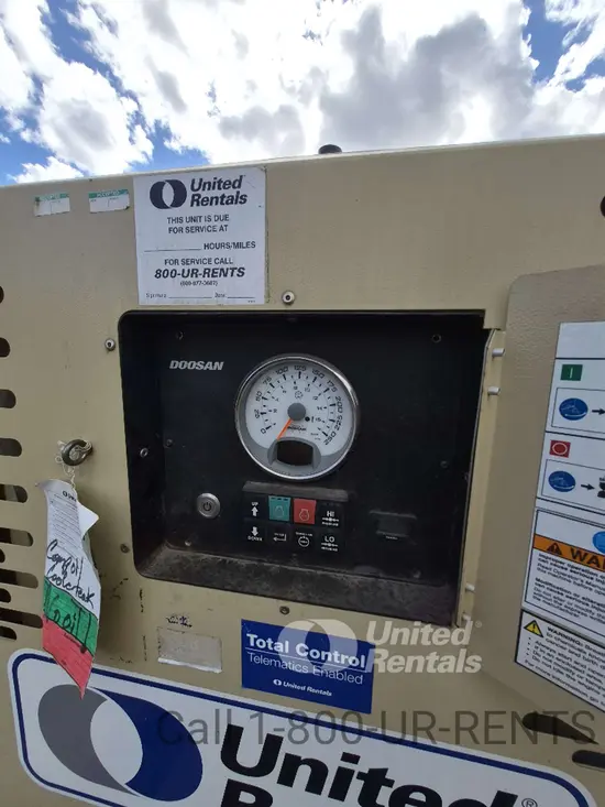 2021 Doosan P425/HP375WCU Air Compressor