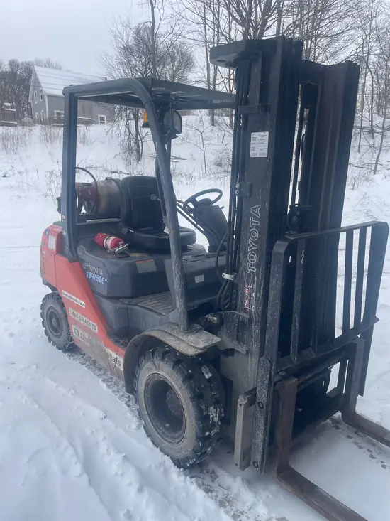 2019 Toyota 8FGU25 Warehouse Forklift