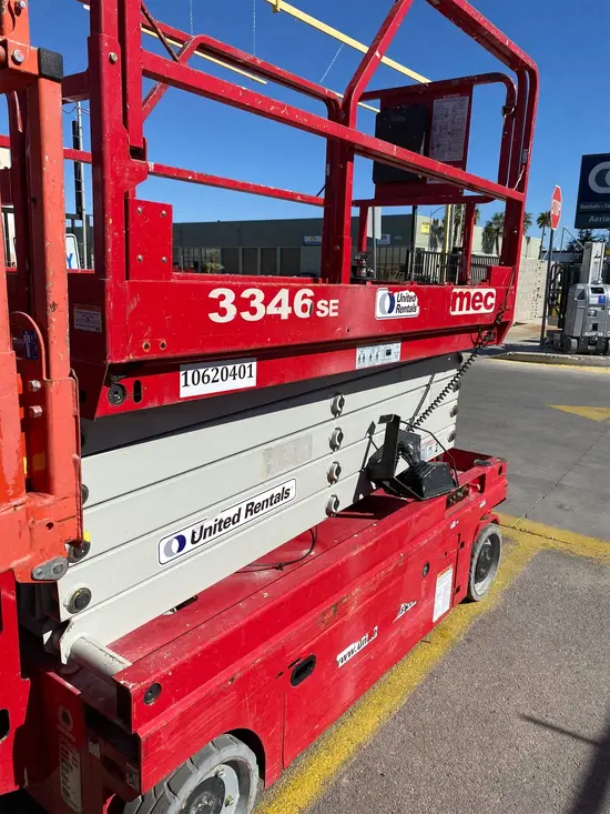 2017 MEC 3346SE Scissor Lift