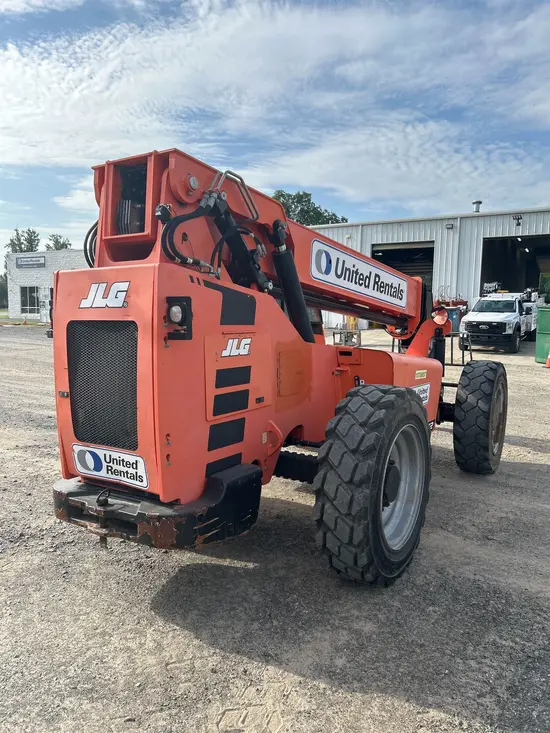 2018 SKYTRAK 6042 Forklift