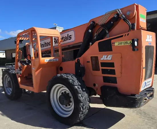 2016 SKYTRAK 8042 Forklift