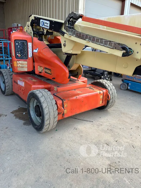 2014 JLG E450AJ Articulating Boom Lift