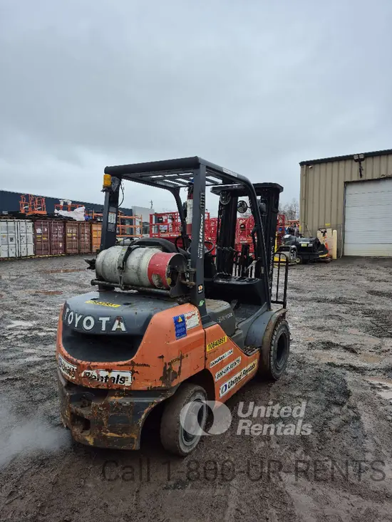 2018 Toyota 8FGU25 Warehouse Forklift