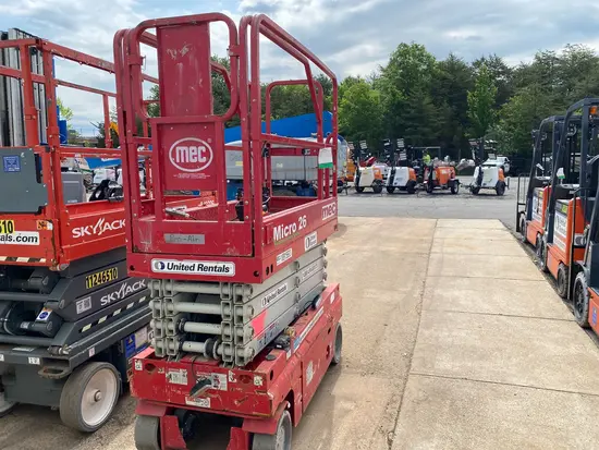 2019 MEC MICRO 26 Scissor Lift