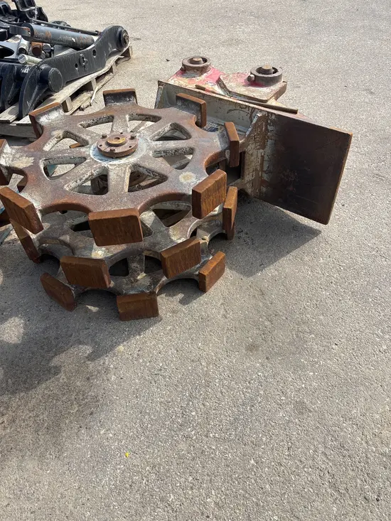 2019 FURUKAWA CW24III Compaction Attachment