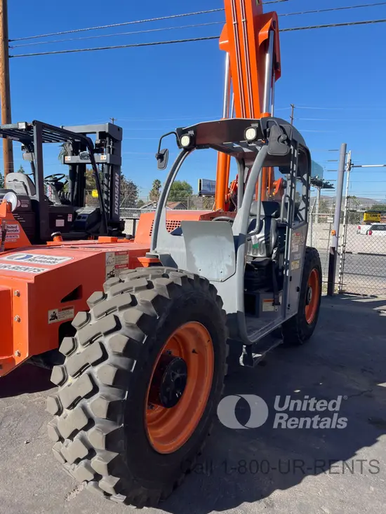 2019 XTREME XR742 Forklift