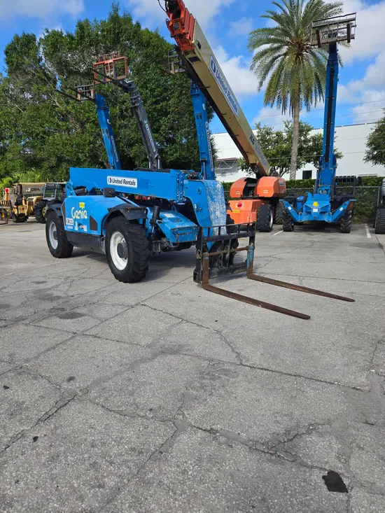 2017 Genie GTH-844 Forklift