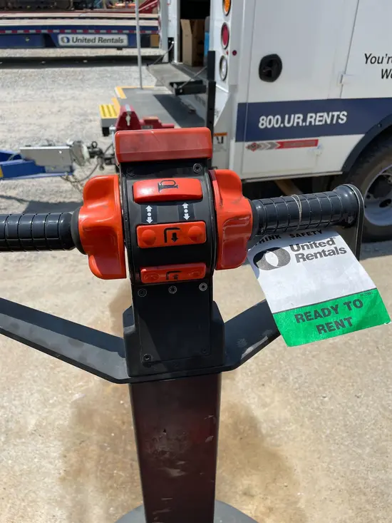 2018 Toyota 6BWC20 Warehouse Forklift