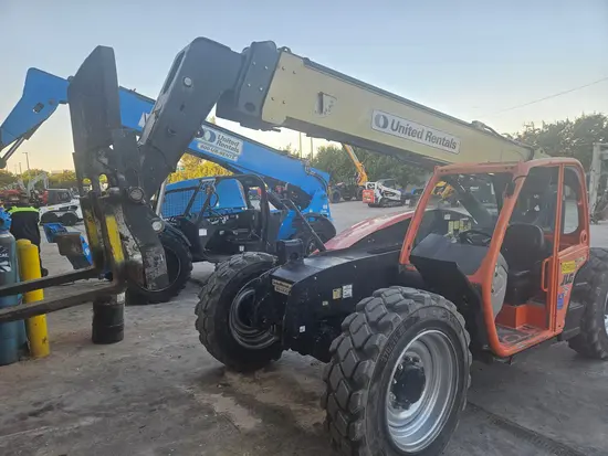 2017 JLG 742 Forklift