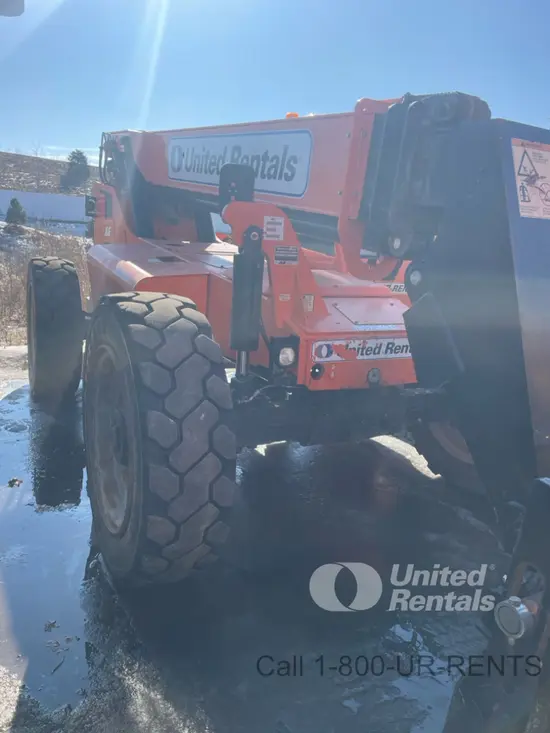 2018 SKYTRAK 8042 Forklift