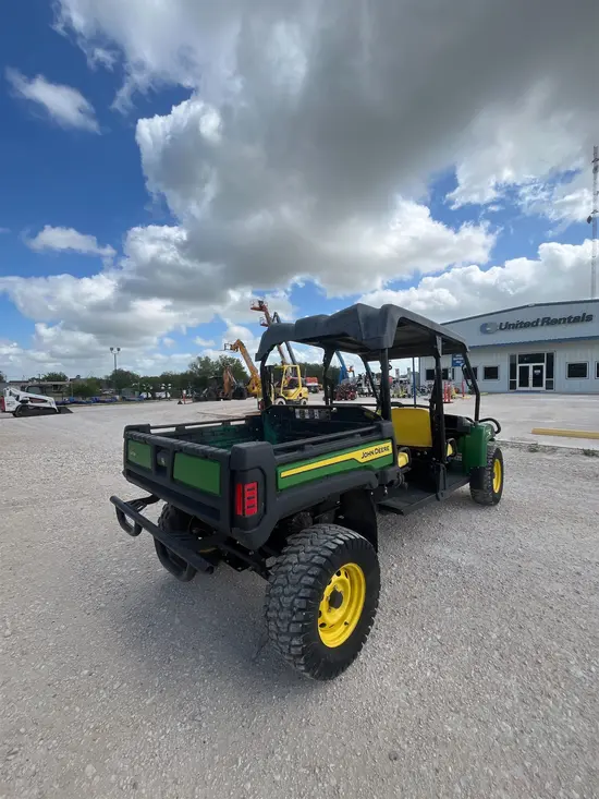2022 John Deere XUV855M S4 Utility Vehicle