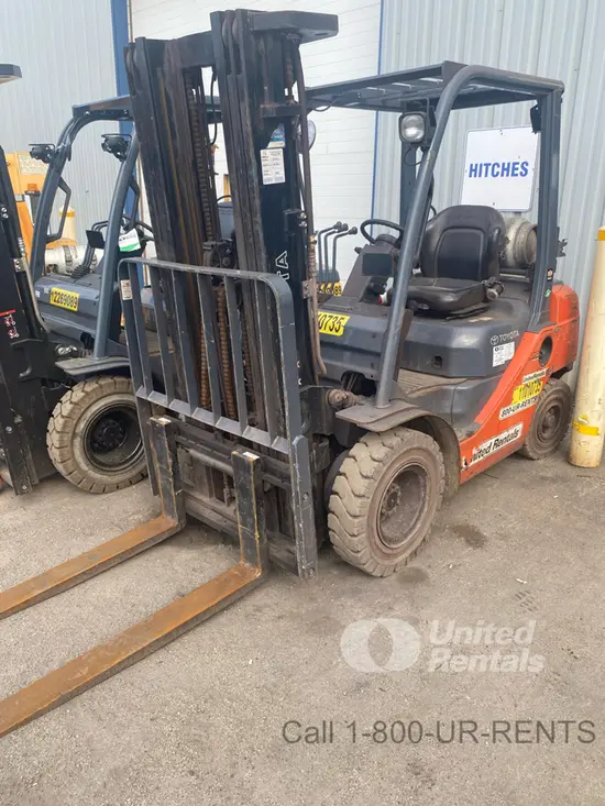 2019 Toyota 8FGU25 Warehouse Forklift