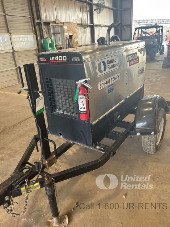 2022 Lincoln Electric LE400 Welder