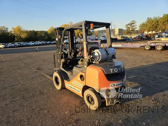 2019 Toyota 8FGU25 Warehouse Forklift