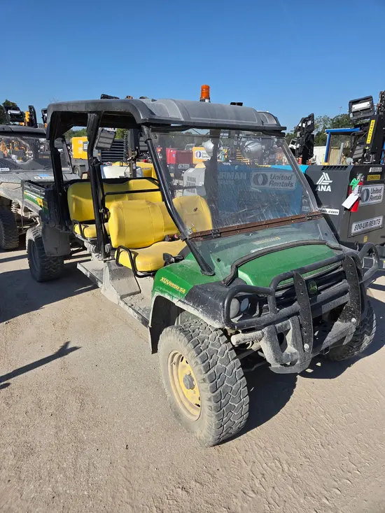 2022 John Deere XUV855M Utility Vehicle