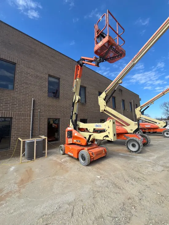 2013 JLG E400AJPN Articulating Boom Lift