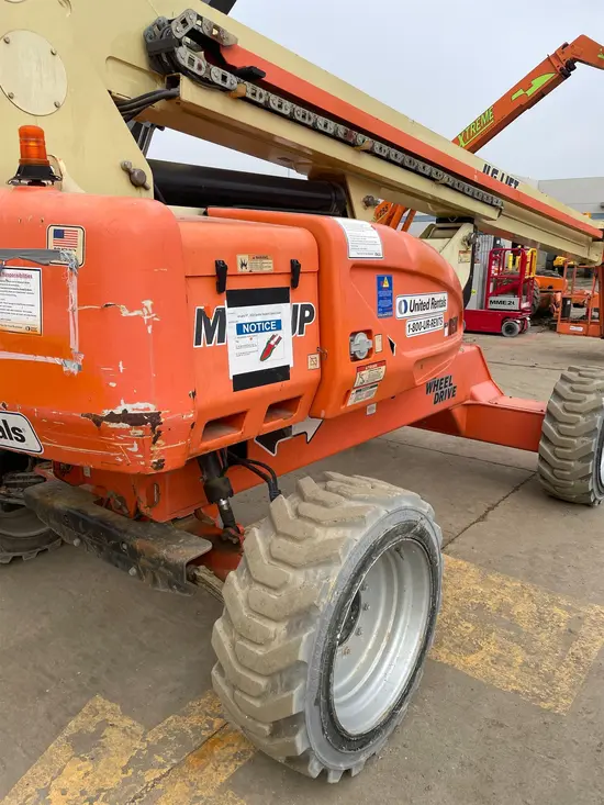2013 JLG E600JP Boom Lift
