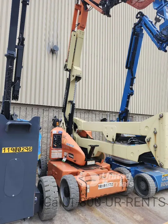 2013 JLG E450AJ Articulating Boom Lift