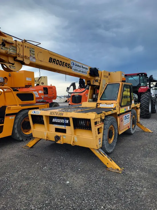 2015 Broderson IC-80-3J