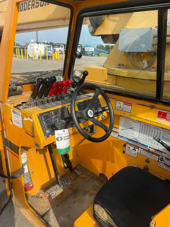 2013 Broderson IC-200-3H