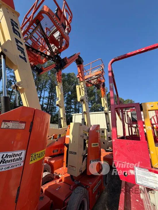 2017 JLG E300AJP Articulating Boom Lift