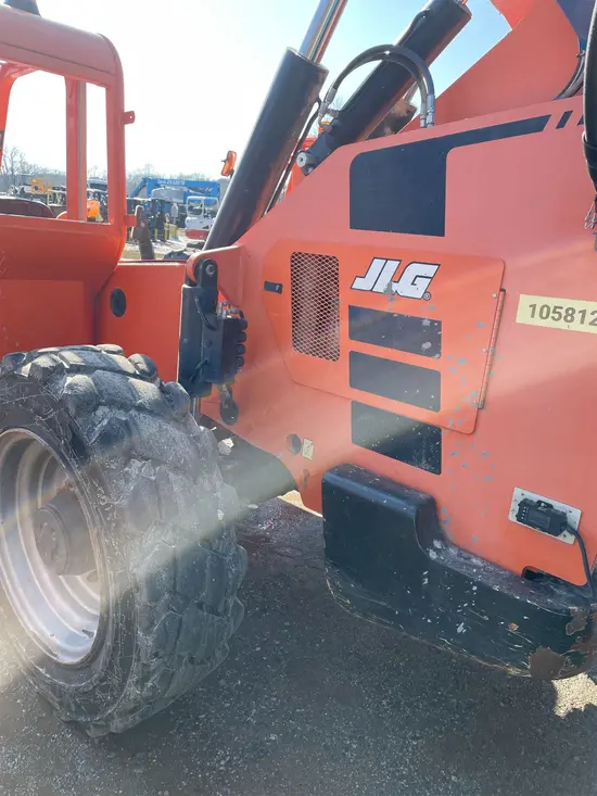 2017 SKYTRAK 10054 Forklift