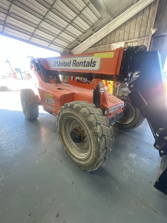 2017 SKYTRAK 8042 Forklift