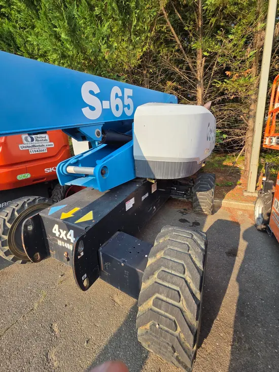 2017 Genie S-65 Boom Lift