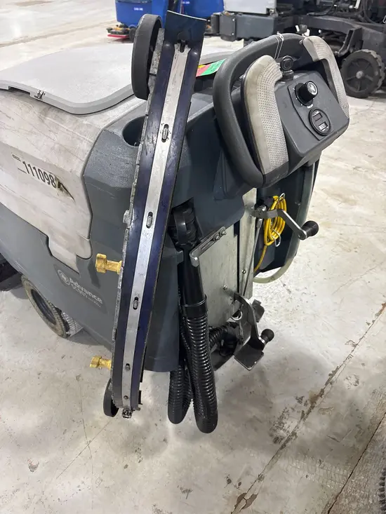 2020 Clarke SC 901 X32C Scrubber
