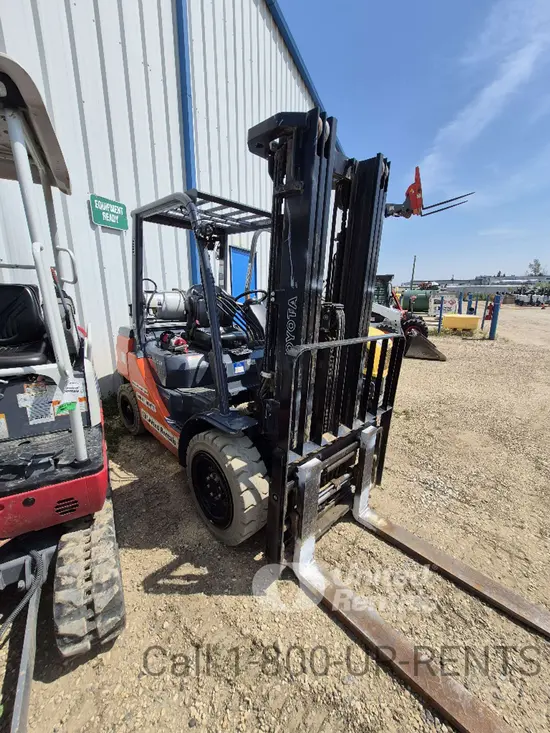 2021 Toyota 8FGU30 Warehouse Forklift