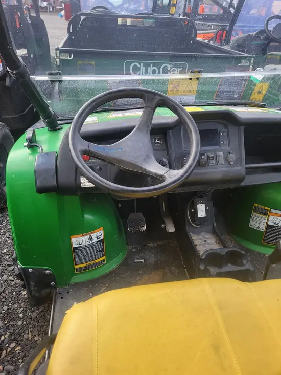 2021 John Deere XUV855M Utility Vehicle