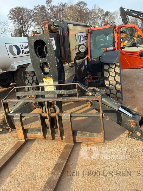 2019 JLG 1055 Forklift