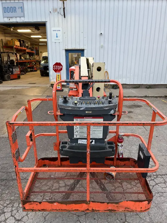 2015 JLG E450AJ Articulating Boom Lift