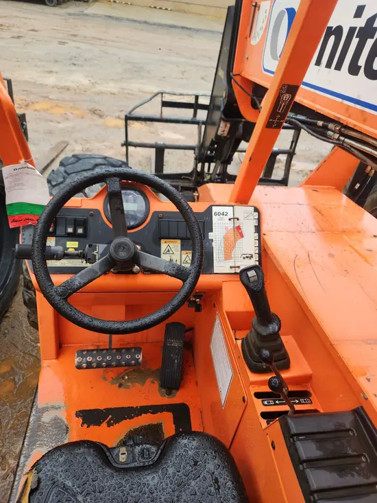 2016 SKYTRAK 6042 Forklift